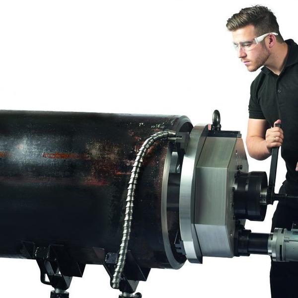 Ukosowarka do rur (krawędziarka) z mocowaniem wewnętrznym PREP 24 Promotech TP24E