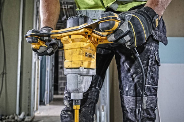 Mieszarka 1800W DeWALT DWD241-QS