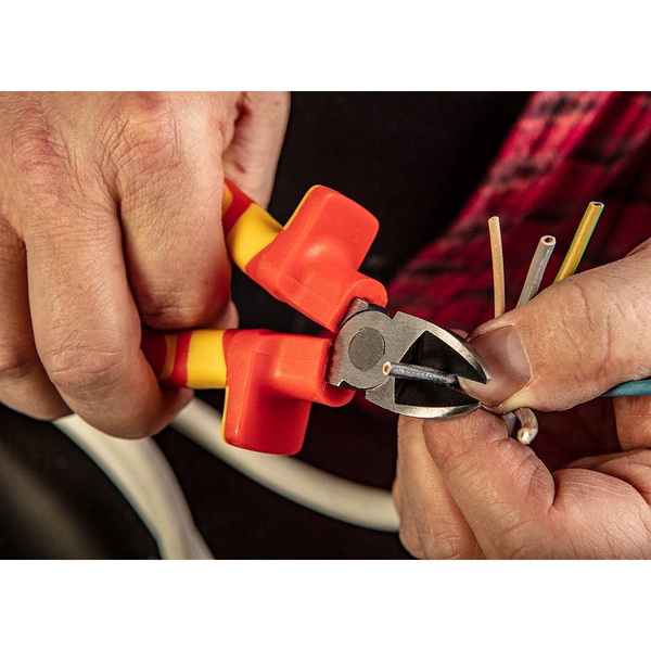 Szczypce boczne NEO Tools 160mm 1000V 01-243