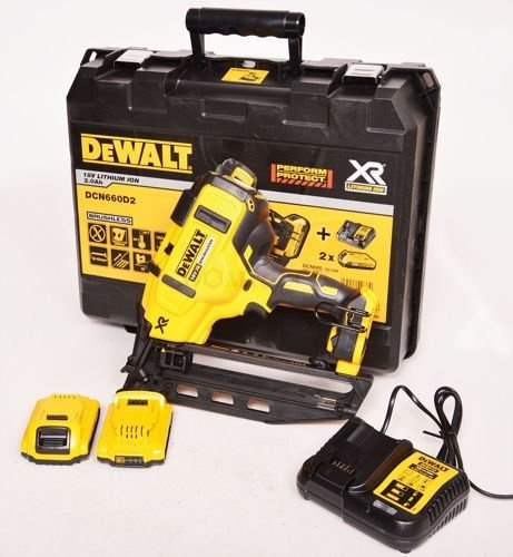Gwoździarka Dewalt DCN660D2