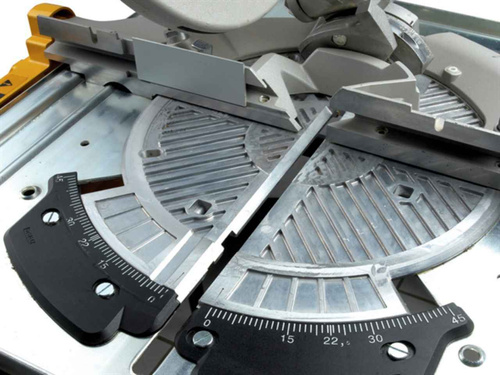 Pilarka stołowa/ukośnica Dewalt DW743N