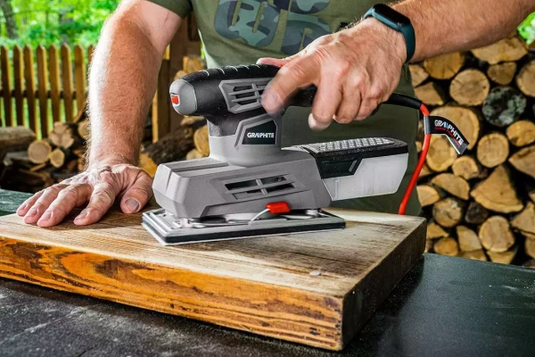Szlifierka oscylacyjna Graphite 59G324