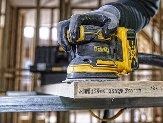 Szlifierka mimośrodowa Dewalt DCW210 z akumulatorem