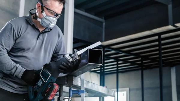 Zestaw 2 szt. brzeszczotów do metalu 1x25x225 mm Bosch PRO Medium-Thick Metal precise S1137BEF 2608658993