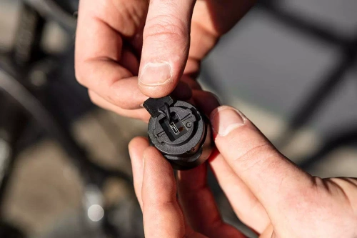 Tylna lampa rowerowa NEO Tools 91-003