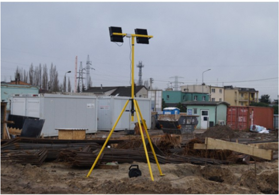 Maszt oświetleniowy PARTNERSITE LM2x200CF