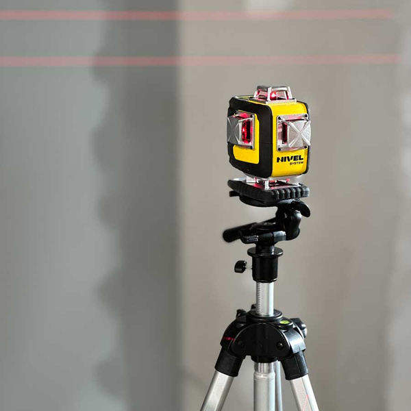 Laser krzyżowy Nivel CL4D-R