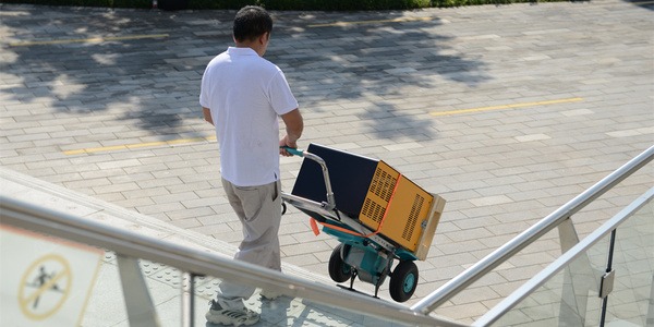 Elektryczny schodołaz towarowy TedLift T200BK