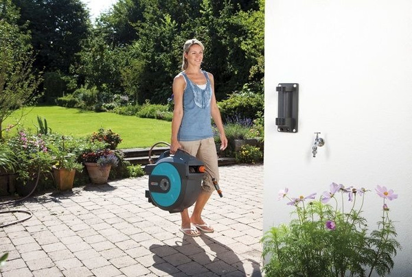 Bęben naścienny Gardena 30 roll-up automatic 08026-20