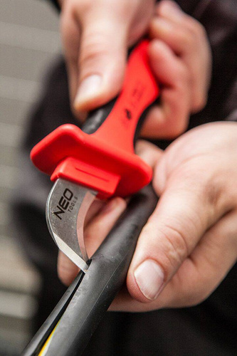 Nóż NEO Tools monterski 190 mm 1000V 01-551