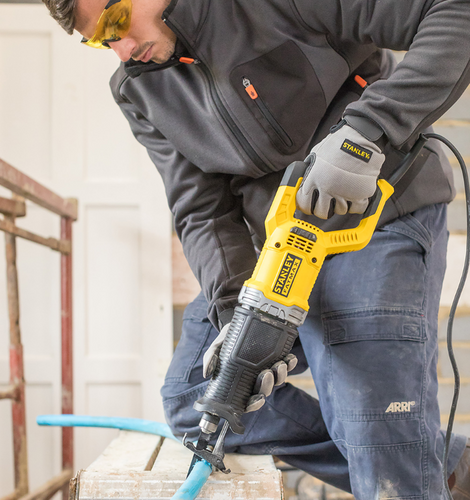 Pilarka szablasta Stanley Fatmax FME360