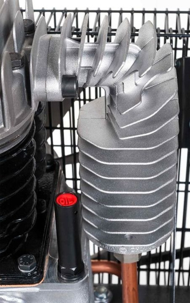  Kompresor dwutłokowy HK 600-200 Pro 10 bar 4 KM/3 kW 400V 415 l/min 200 l