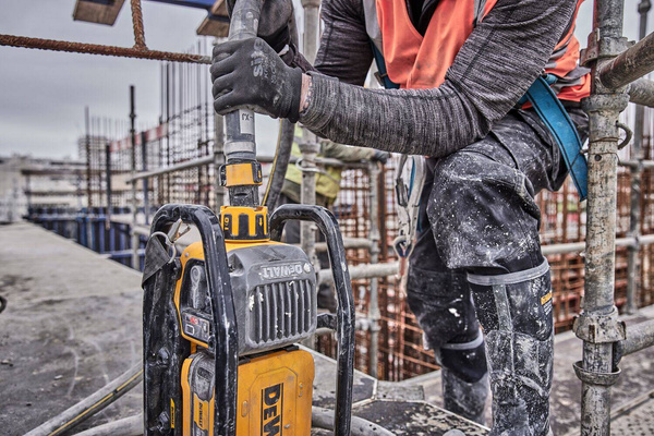 Wibrator do betonu Dewalt DCPS320N