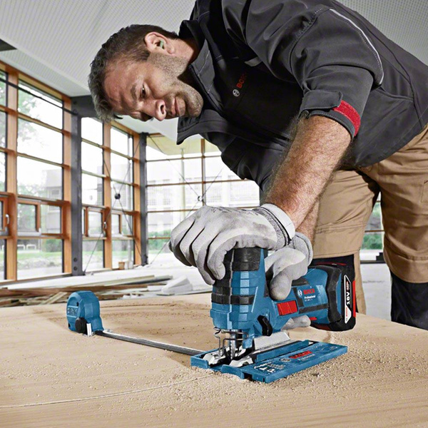 Wyrzynarka Bosch GST 18V-LI S