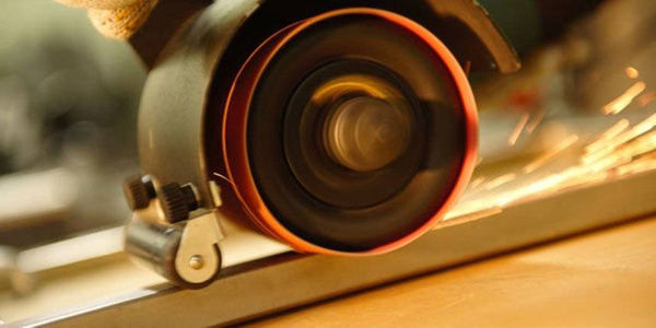 Przystawka do satynowania i matowienia powierzchni płaskich z rolką prowadzącą Glob System GS05-00