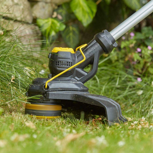 Podkaszarka Stanley SFMCST933M1-QW V20