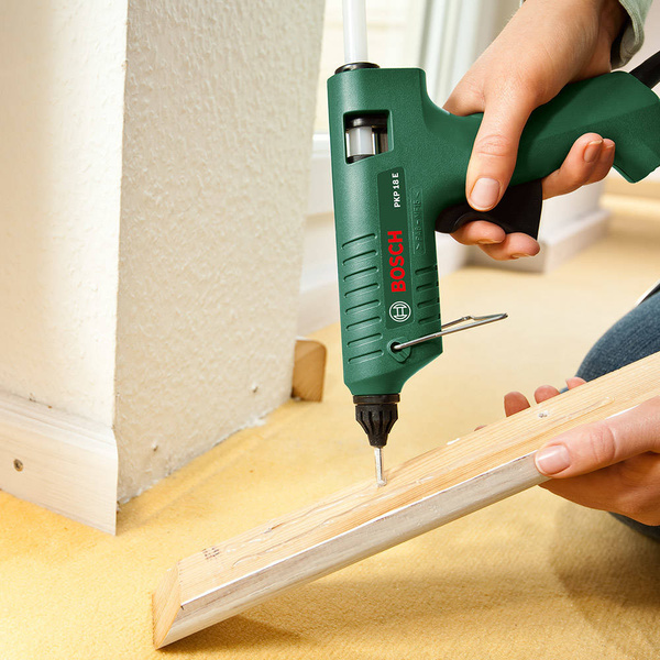 Pistolet do kleju na gorąco Bosch PKP 18 E