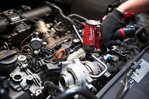 Klucz udarowy Milwaukee M12 FIW14-0