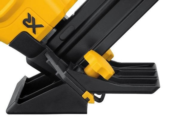 Akumulatorowy zszywacz DCN682N DeWalt