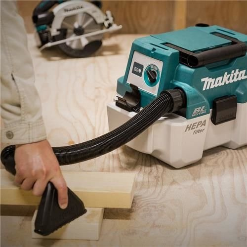 Odkurzacz Makita DVC750LZX1