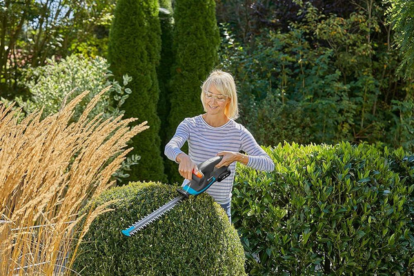 Akumulatorowe nożyce do żywopłotu Gardena EasyCut 40/18V P4A (z akumulatorem) 14733-20