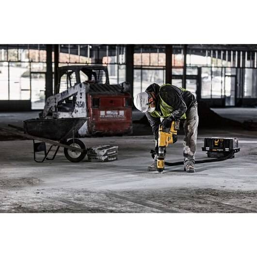 Młot udarowy Dewalt DCH832N