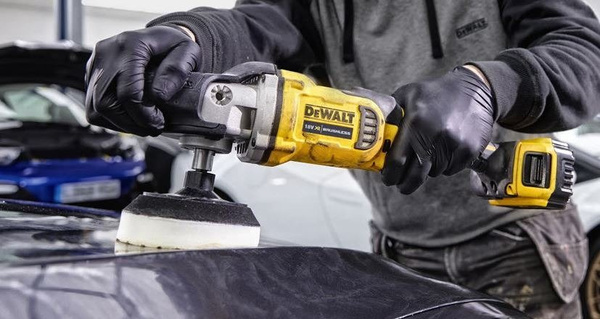 Polerka Dewalt DCM849P2