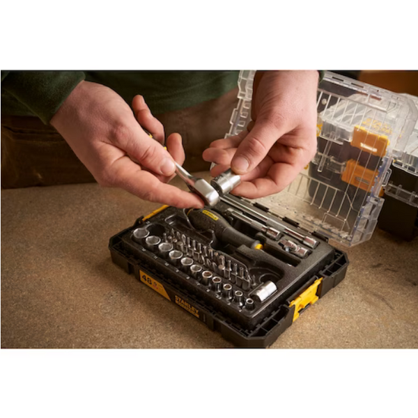 Zestaw kluczy nasadowych Stanley Fatmax FMMT98101-0