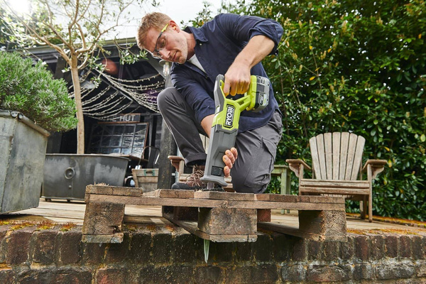 Pilarka szablasta Ryobi RRS18BL-0