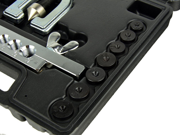 Zestaw do zarabiania przewodów hamulcowych 10 elementów Geko G02721