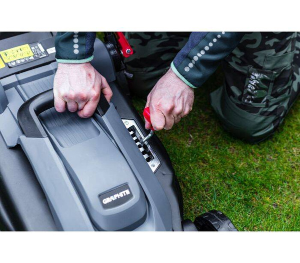 Kosiarka elektryczna Graphite 59G474