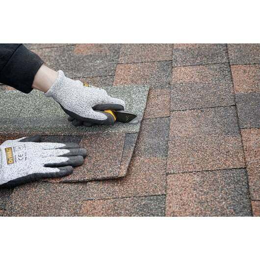 Nóż składany ze stałym ostrzem DeWALT DWHT10916