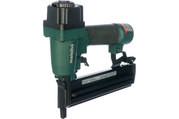 Pneumatyczna gwoździarka/zszywarka DKNG 40/50, 601562500 Metabo + walizka