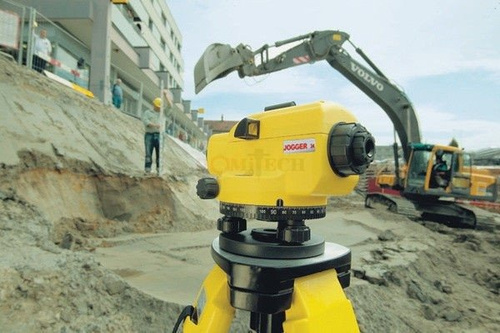 Niwelator optyczny Leica Jogger24