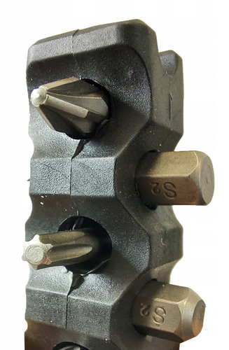 Wkrętak z uchwytem magnetycznym E-10942 Makita