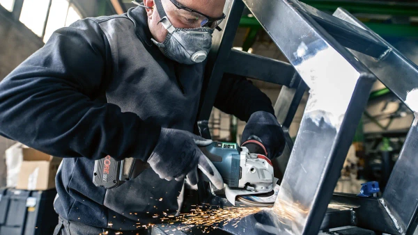 Tarcza listkowa / ściernica lamelkowa 125x22,23mm P60 X-Lock Bosch 2608621768