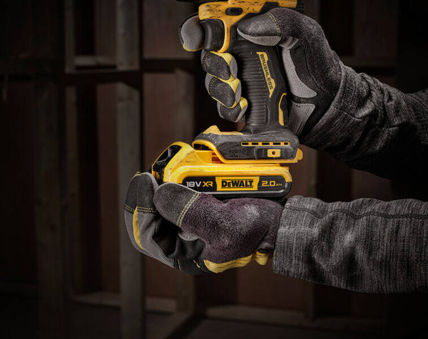 Wiertarko-wkrętarka Dewalt DCD100YD2T