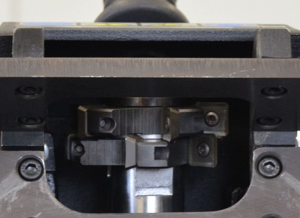 Ukosowarka (krawędziarka) do blachy BM-20 PLUS Promotech