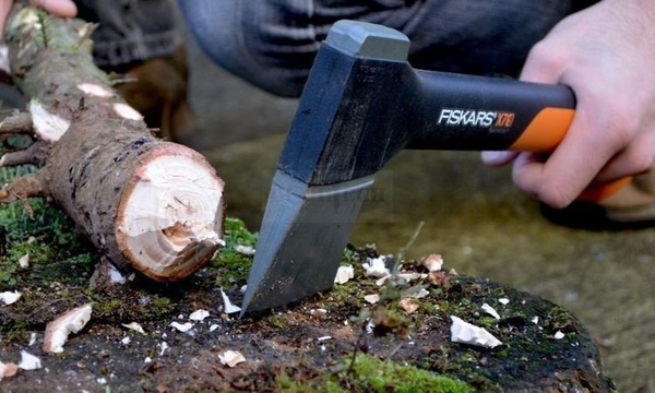 Siekiera rozłupująca Fiskars X7 - XS