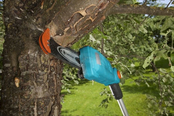 Podkrzesywarka Gardena TCS 720/20