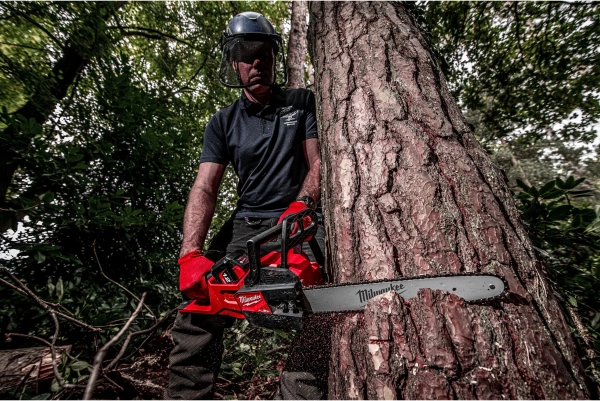 Pilarka łańcuchowa akumulatorowa Milwaukee M18 FCHS-122