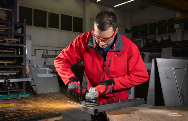 Szlifierka kątowa Milwaukee AGV 10-125 EK 4933451222