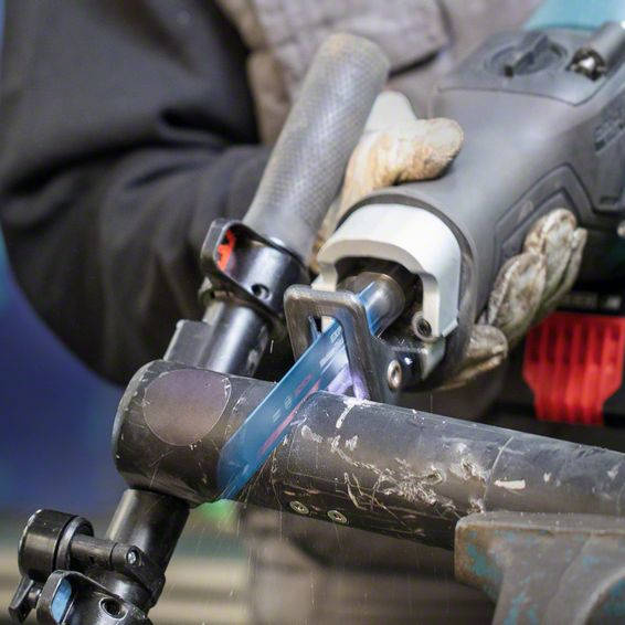 Brzeszczot do piły szablastej Bosch EXPERT Medium-Thick Tough Metal S 1155 HHM