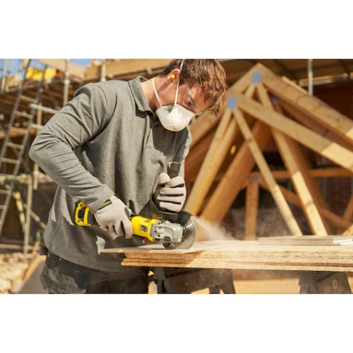 Szlifierka kątowa Stanley Fatmax SFMCG710M1T-QW