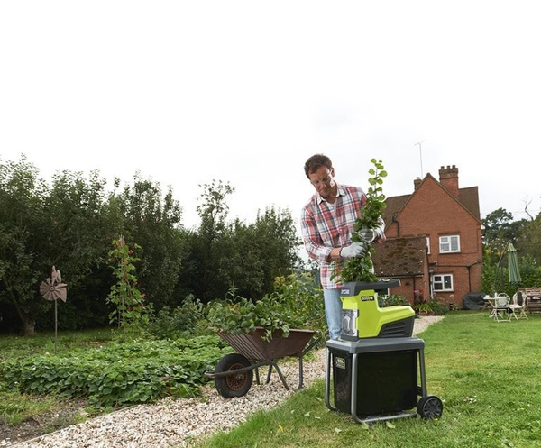 Rozdrabniacz do gałęzi 3000W Ryobi RSH3045U 