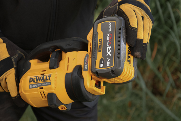 Wielofunkcyjne narzędzie ogrodowe DeWALT DCMAS5713X1