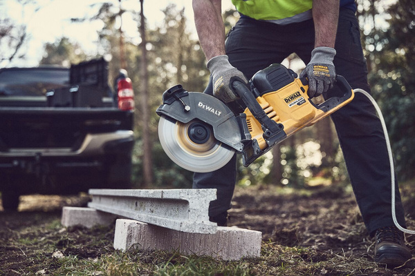 Przecinarka do betonu Dewalt DCS691X2