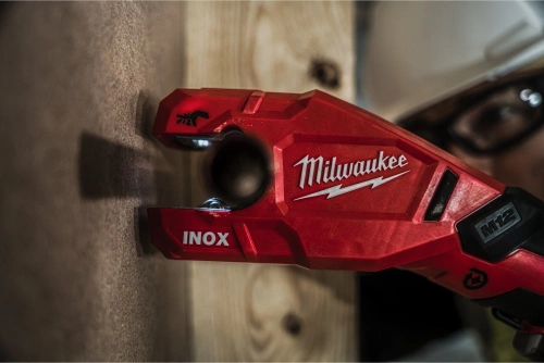 Obcinak do rur Milwaukee M12 PCSSMC-202C 4933499464