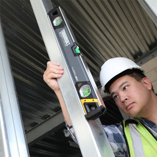 Poziomica ToughBuilt TB-H2-L-M60LH-M o długości 60 cm